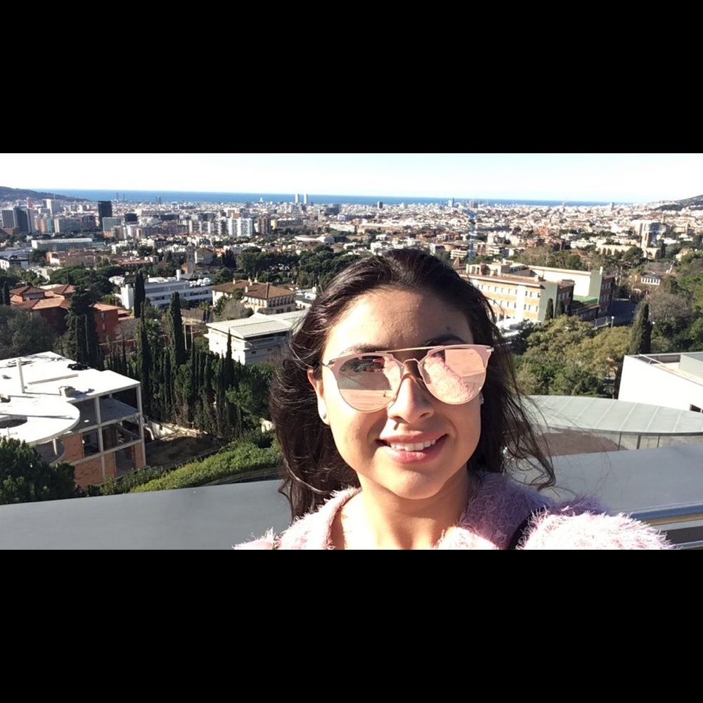 Meet your Posher, Ashley